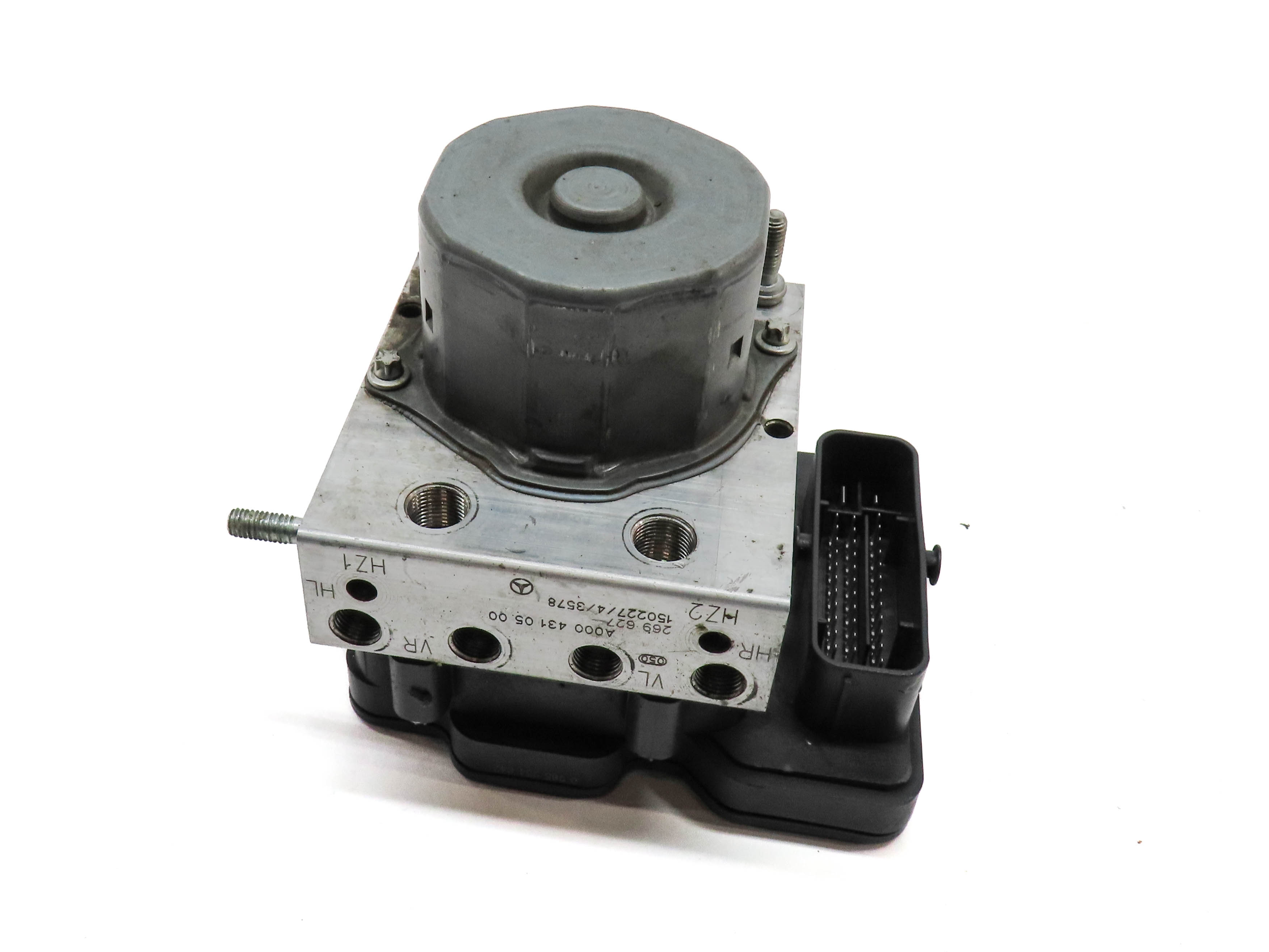 2014-2019 MERCEDES B250 CLA250 (C117 W117 W246) ESP ABS BRAKE PUMP w/ MODULE — exact item pictured